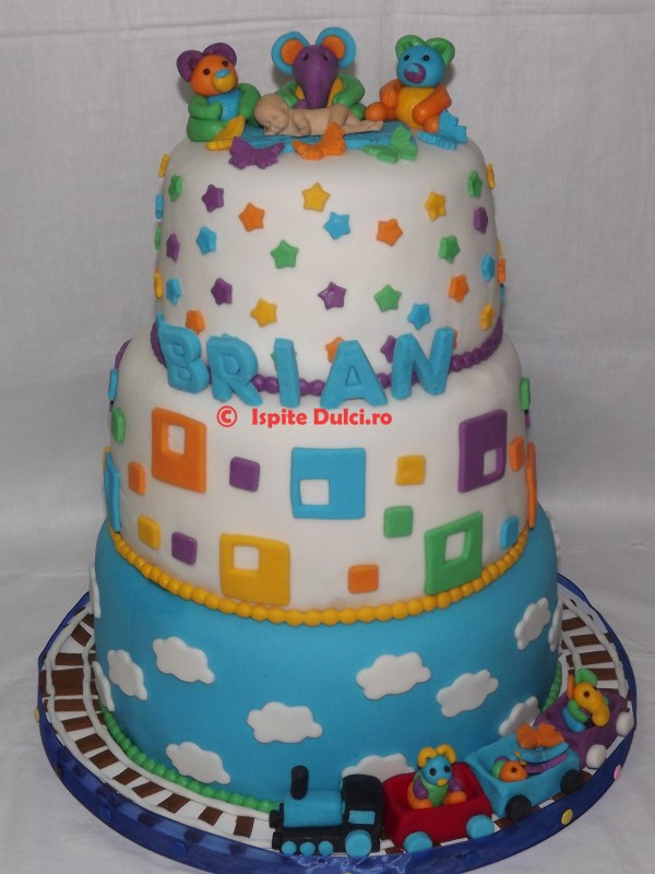 Tort de botez cu trenulet 2